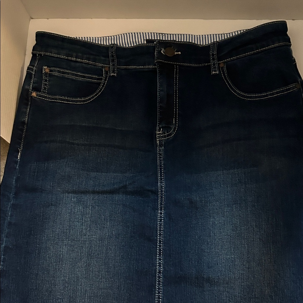 Izod Deep Indigo Women's Jean Skirt